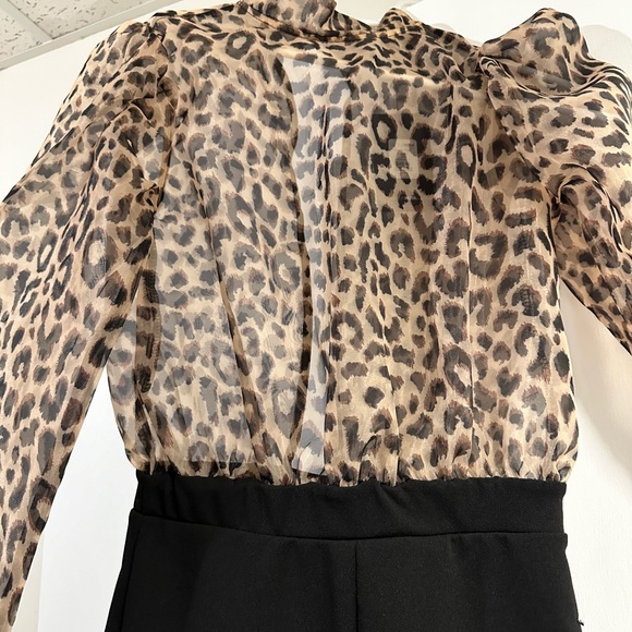 Brand New never worn Leopard Print Romper - Picture 2 of 3